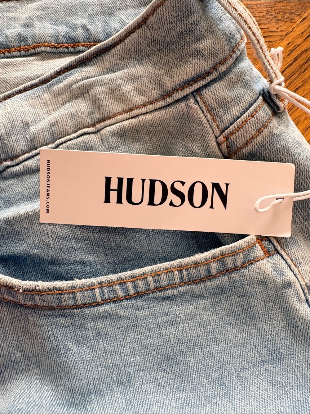 NWT Hudson Jolene Wide Leg Kate Wash Jeans Raw Hem Distressed Size 30/32 - Picture 8 of 14